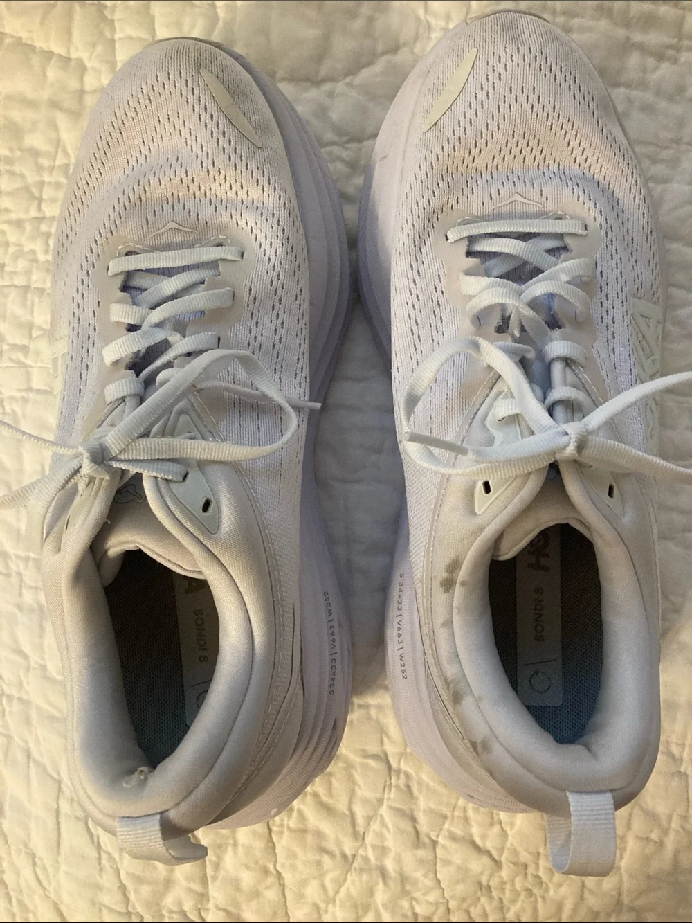 Hoka One One Size 9 Bondi 8 Triple White Sneaker Running Shoe 1129752-WWH